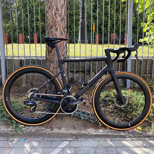ROSE XLite 06 rower szosowy w kolorze czarny mat